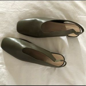 Everlane Square Toe Slingback in Olive size 9